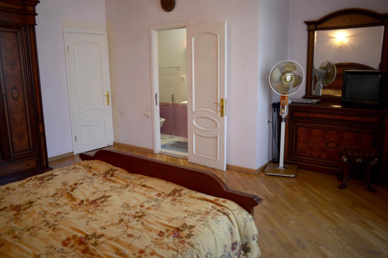 Bright And Modern 4Br Apartment - Center Of เยเรวาน ภายนอก รูปภาพ