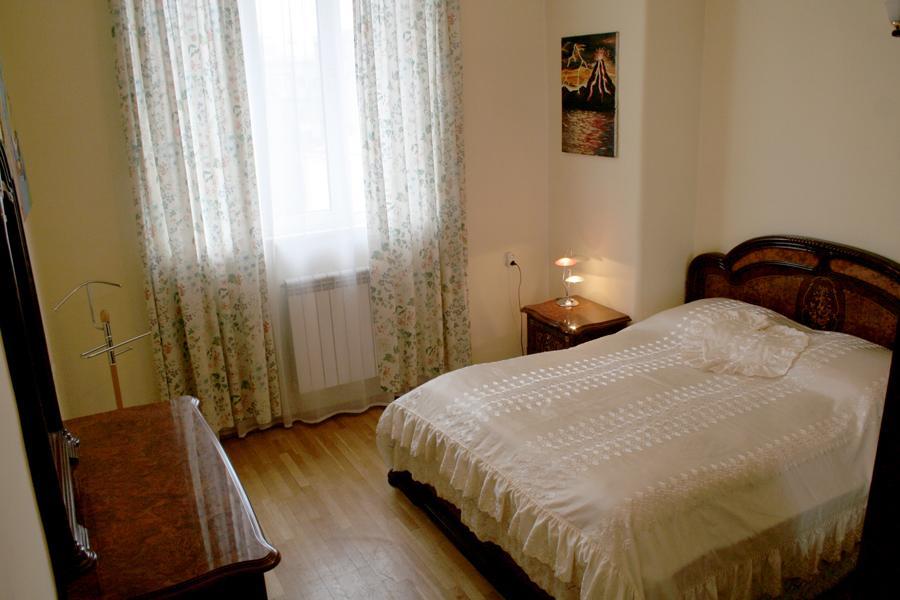Bright And Modern 4Br Apartment - Center Of เยเรวาน ภายนอก รูปภาพ